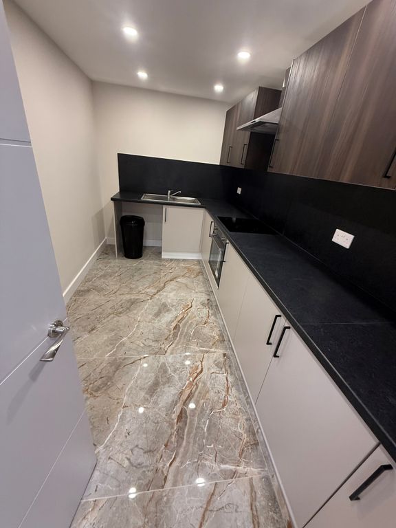 Property photo 2 of 3