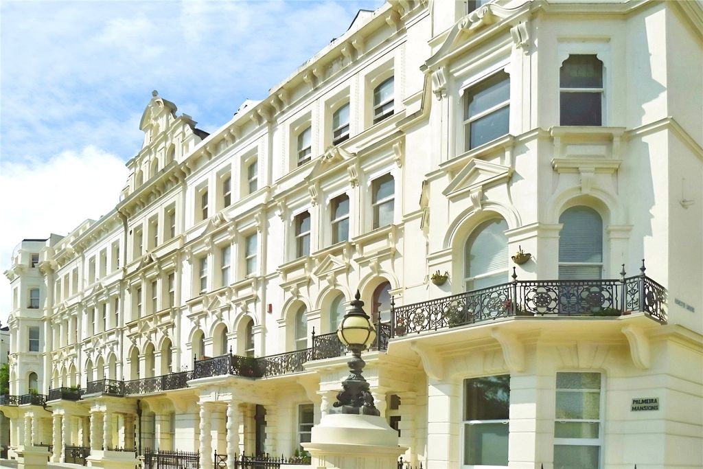 Property photo 1 of 6 Palmeria Mansions