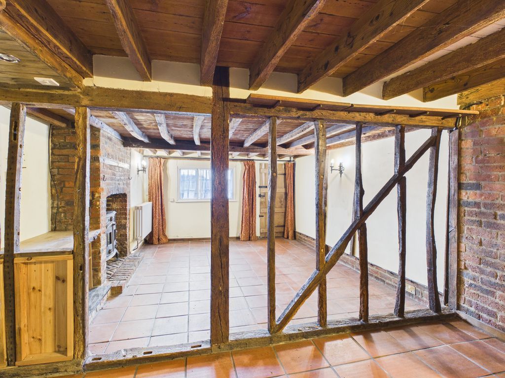 Property photo 3 of 16 Sitting Room