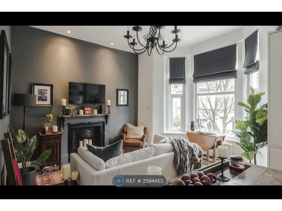 Property photo 1 of 2 Reception / Open-Plan Kitchen Dining Space