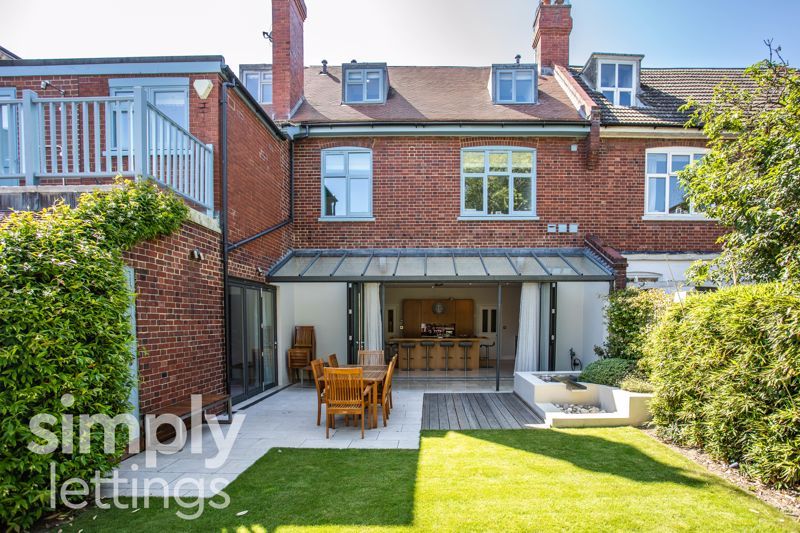 Additional image 8 of 8 bed property to rentPalmeira Avenue, Hove BN3