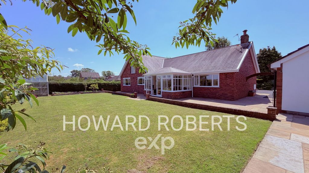 Property photo 2 of 34