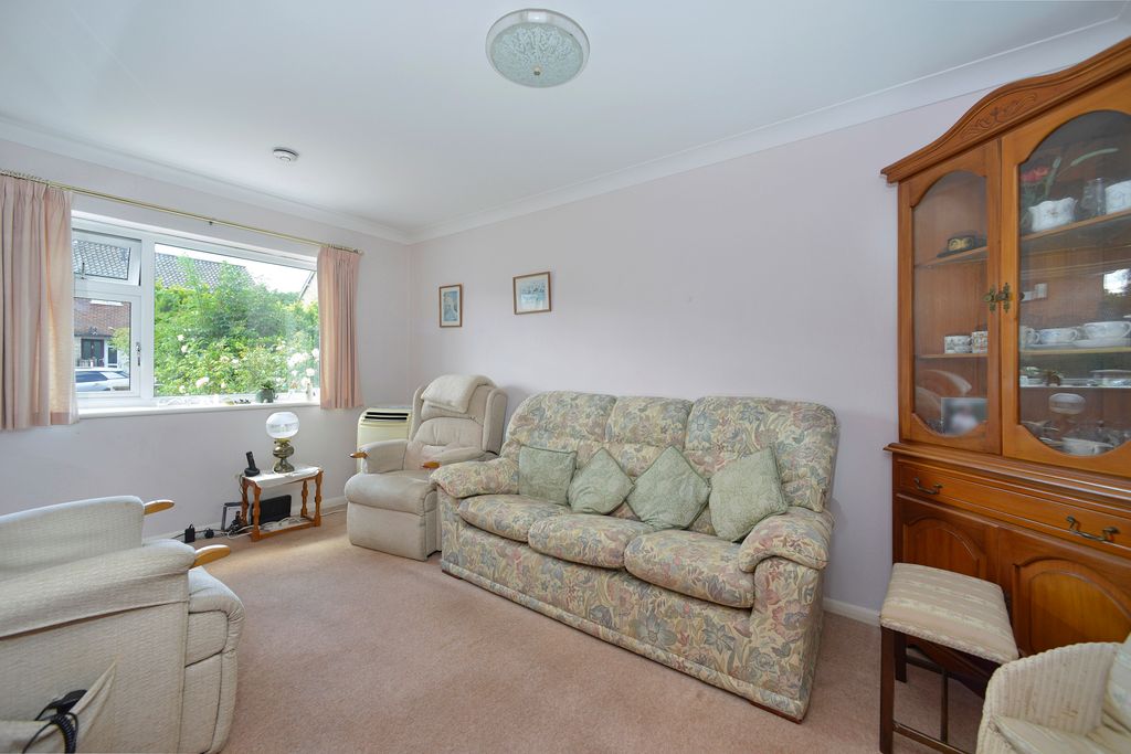 Property photo 3 of 12