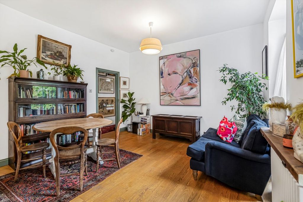 Property photo 2 of 5