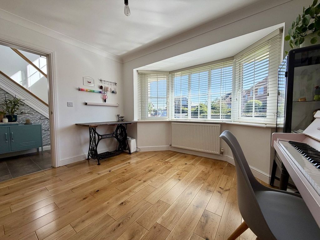 Additional image 8 of 5 bed detached house for saleClos Belyn, Llandudno Junction, Conwy LL31