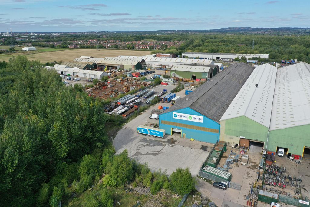 Property photo 2 of 5 Dji_0466 (002).Jpg