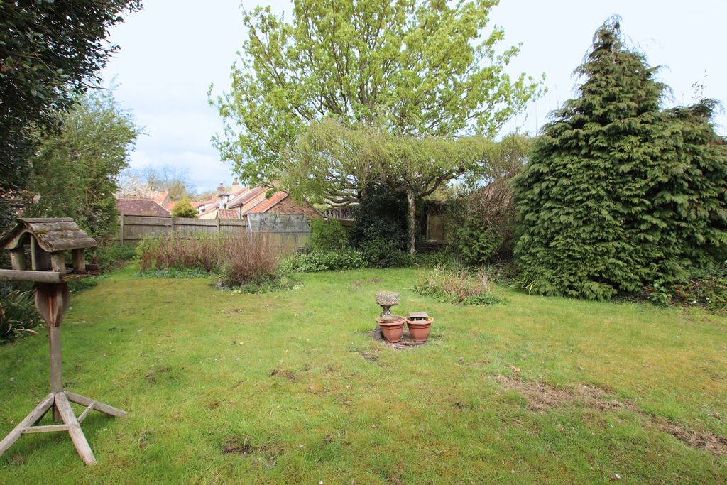 Property photo 3 of 19 4205754