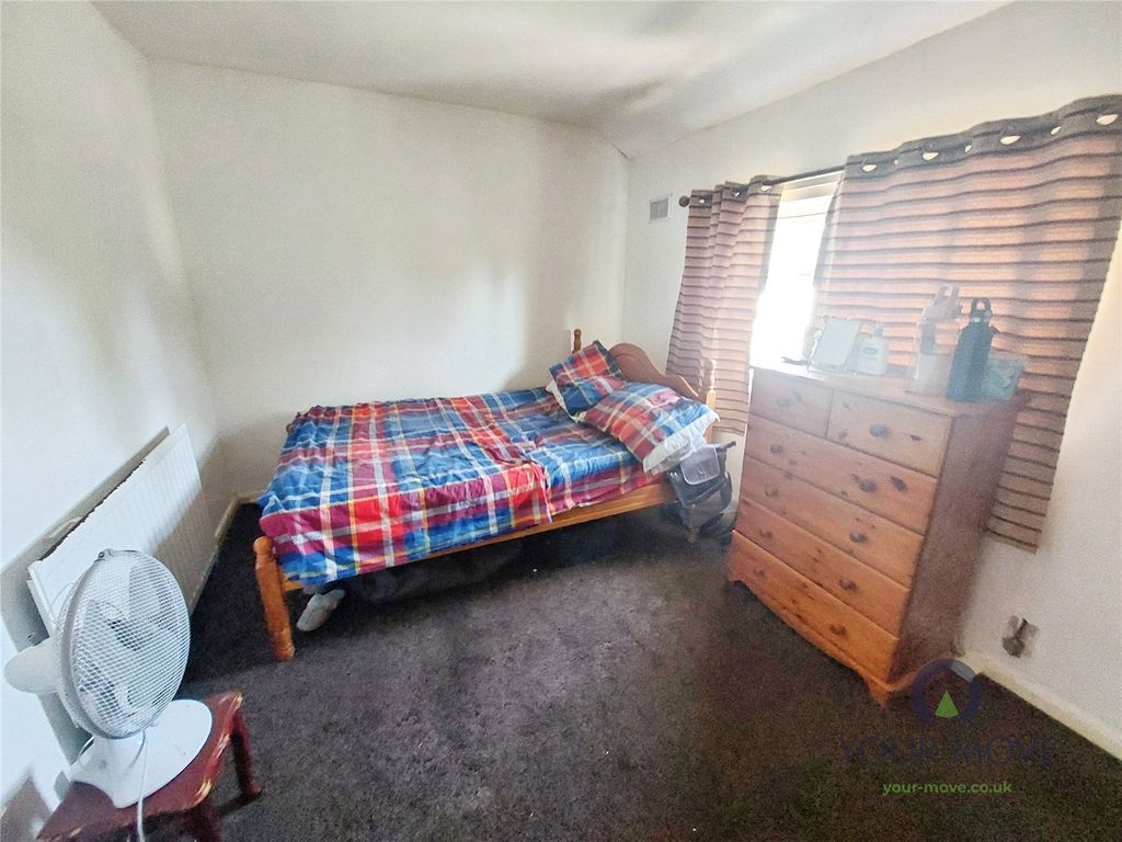 Property photo 3 of 8 Picture No. 04