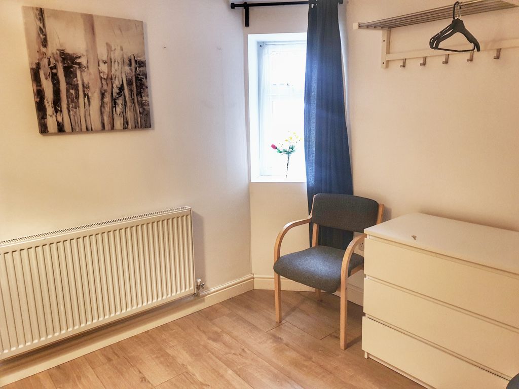 Property photo 2 of 4