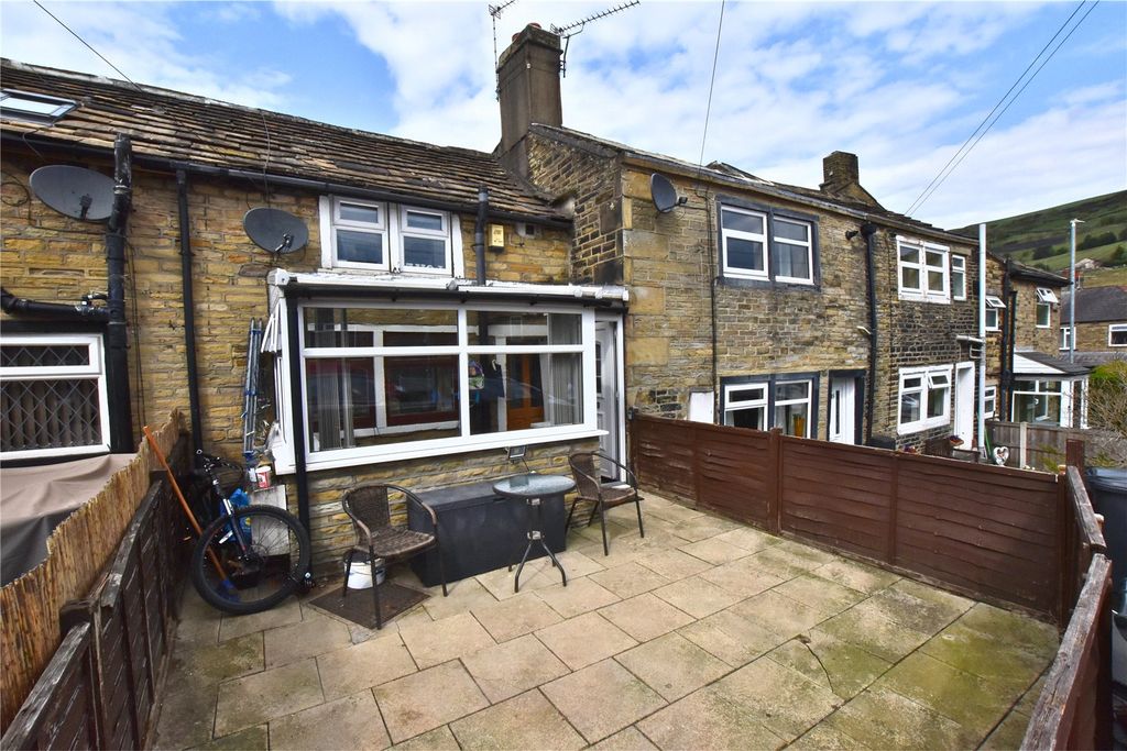 Property photo 1 of 17 Picture No. 05
