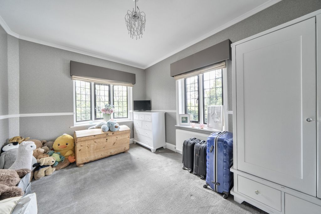Additional image 20 of 7 bed detached house for saleShirley Church Road, Croydon CR0