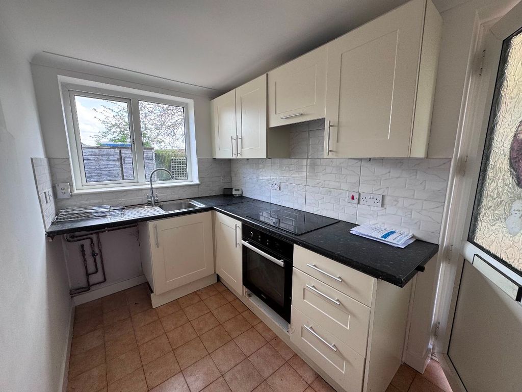 Property photo 3 of 14