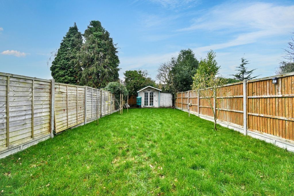 Property photo 2 of 11