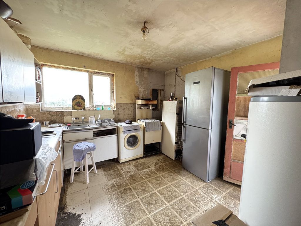 Property photo 3 of 8 Picture No. 07