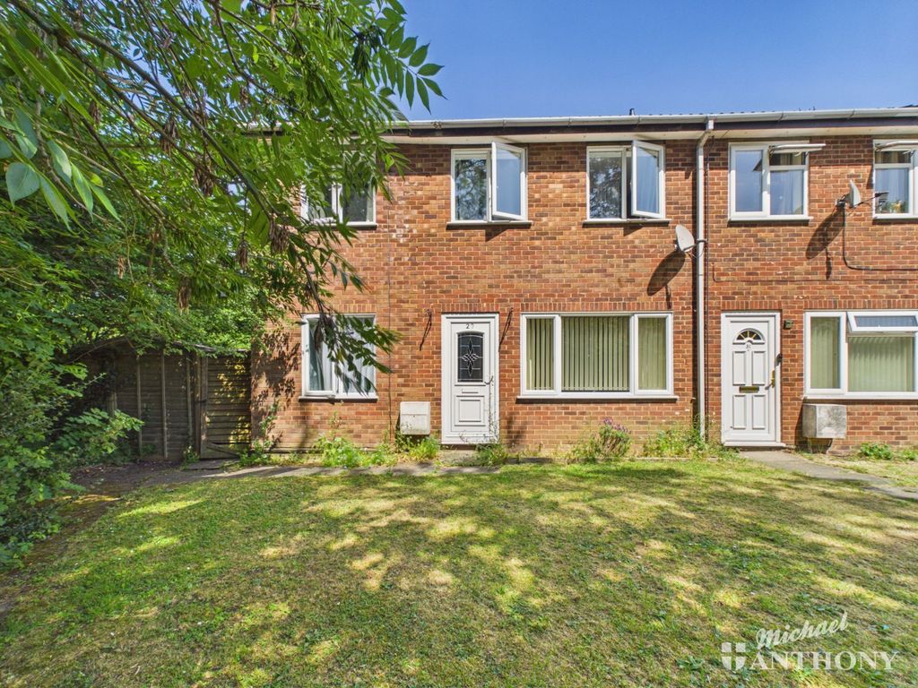 Property photo 1 of 21 Cam03218G0-Pr1036-Still001
