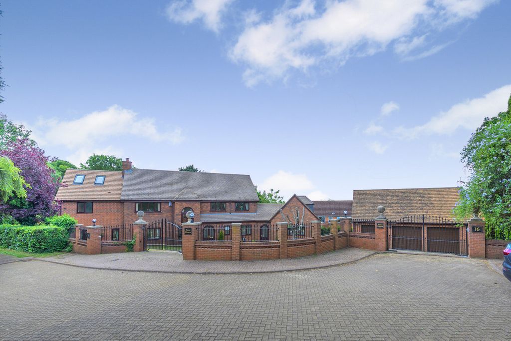 Property photo 1 of 49
