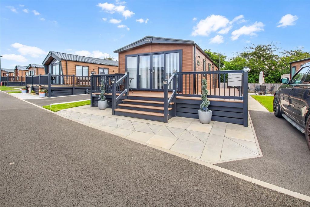 Property photo 1 of 11 Img_0562.Jpg