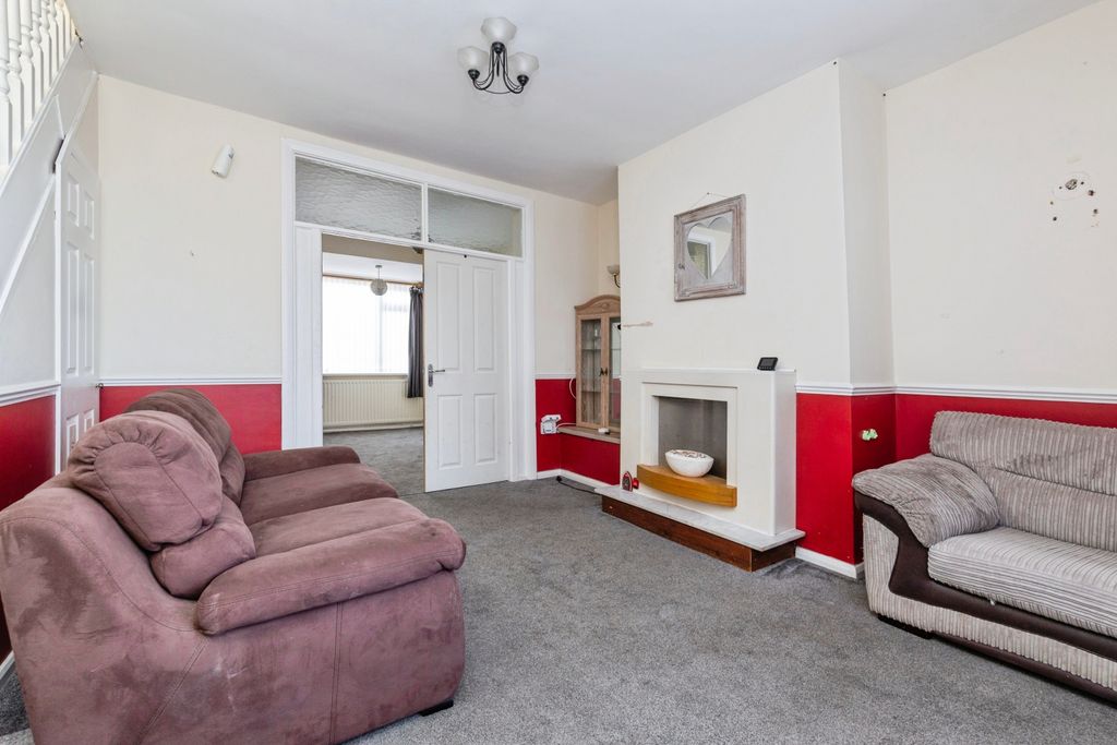 Property photo 3 of 15