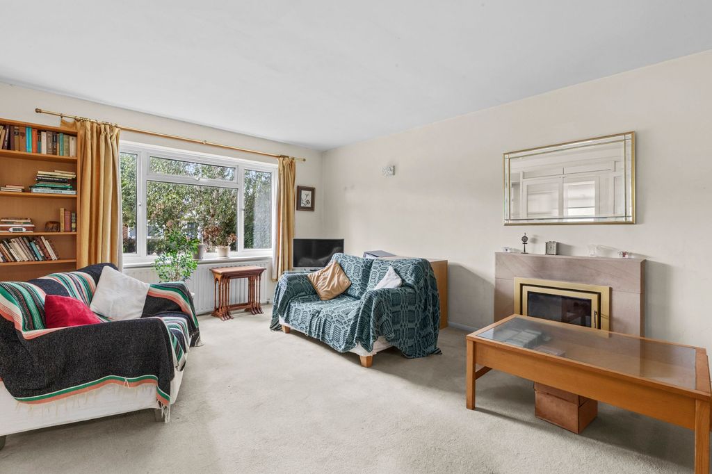 Property photo 3 of 15