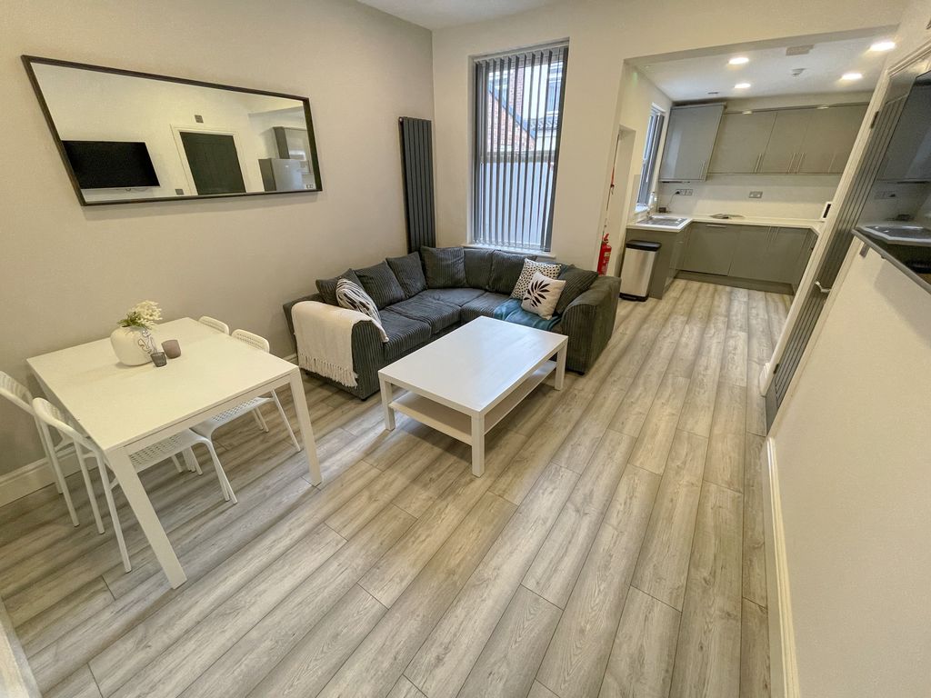 Property photo 1 of 7 24 Ridley