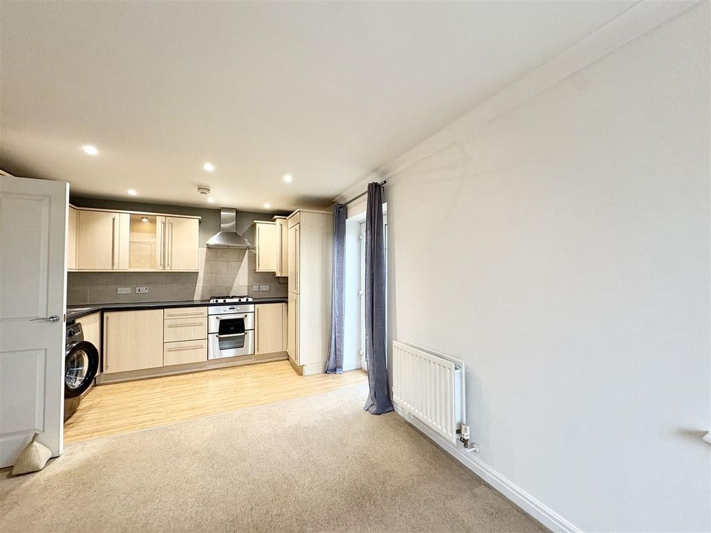 Property photo 2 of 11 Image00006.Jpeg