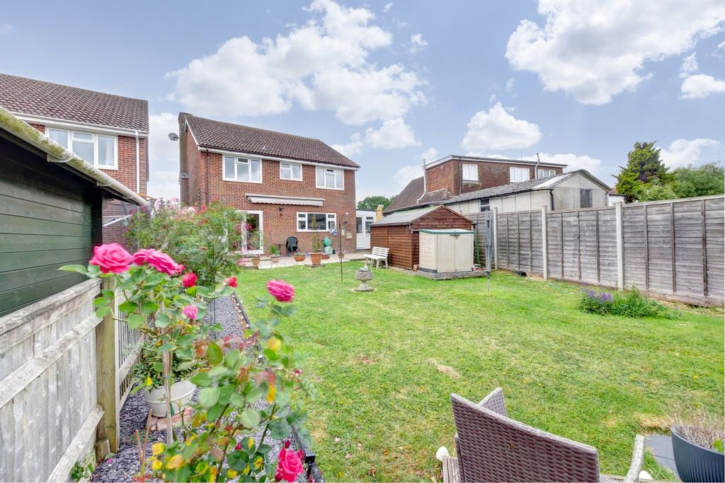 Property photo 2 of 46