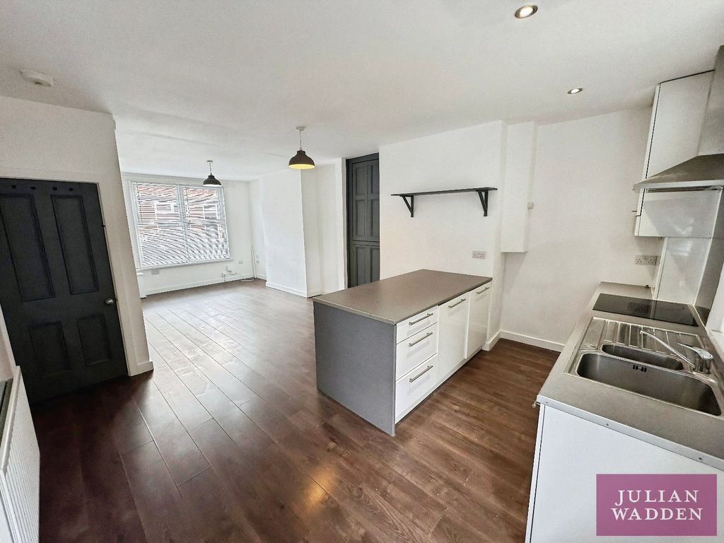 Property photo 2 of 11 Picture 2