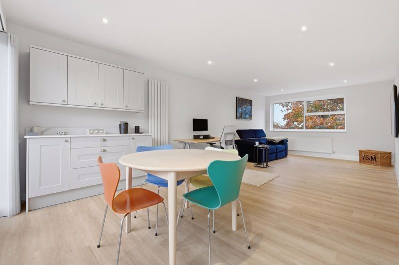 Property photo 3 of 13 Photo 9