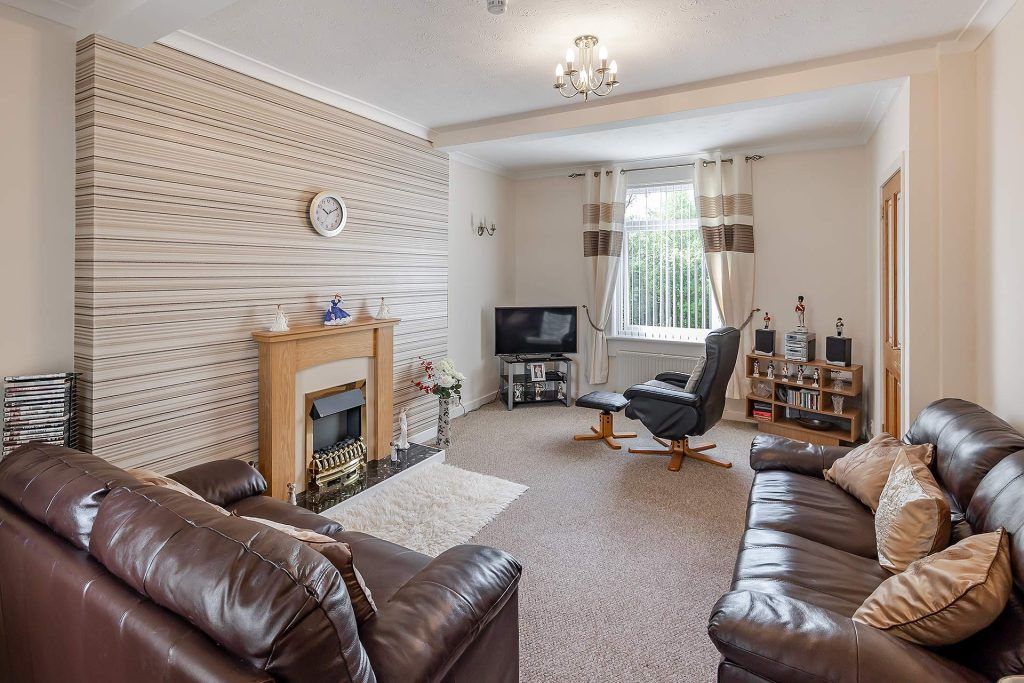 Property photo 3 of 25