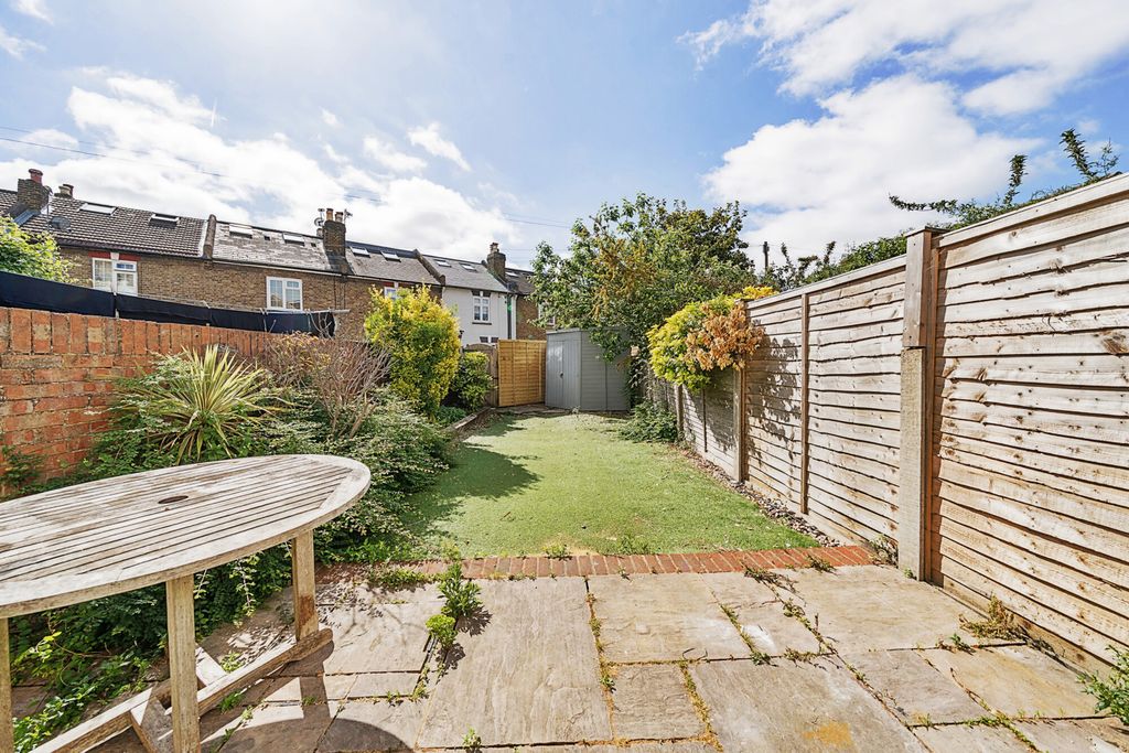 Property photo 3 of 19 1300814-6-6839736...