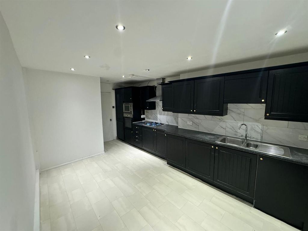Property photo 3 of 4 Be5909Cb-1Bba-4A74-95d6-46433c9Eedb6.Jpg