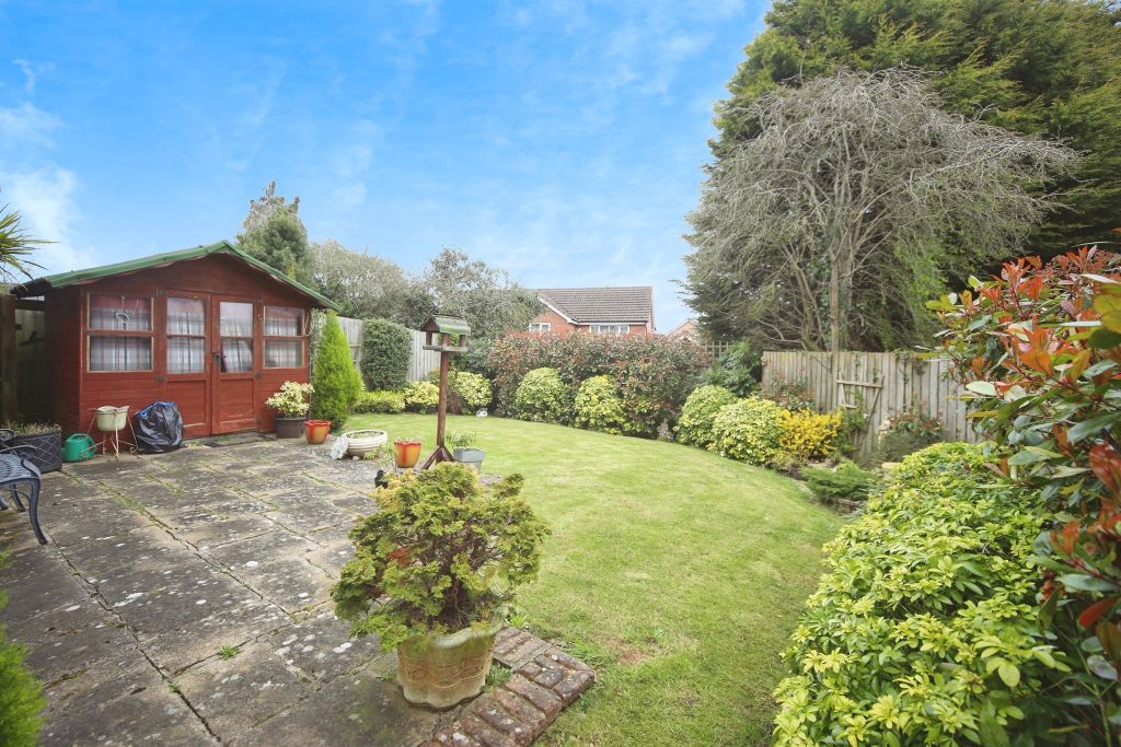Property photo 2 of 17