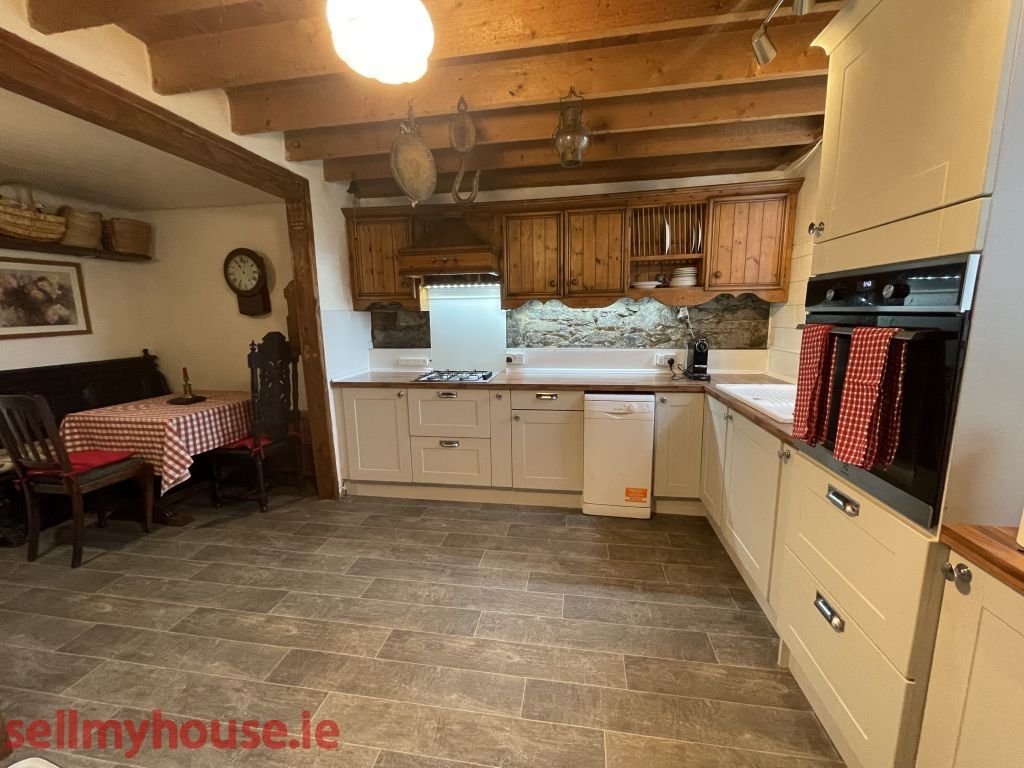 Property photo 3 of 3