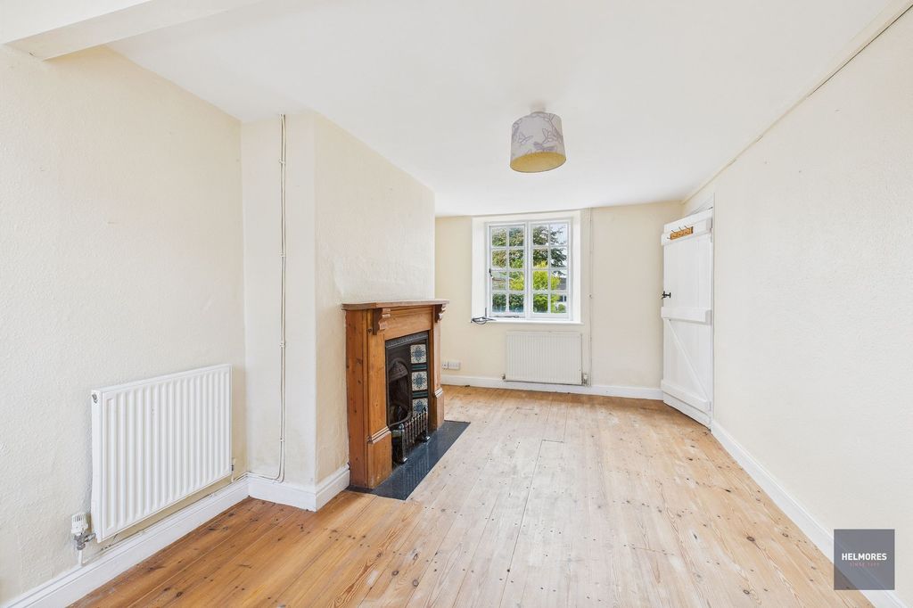 Property photo 3 of 22