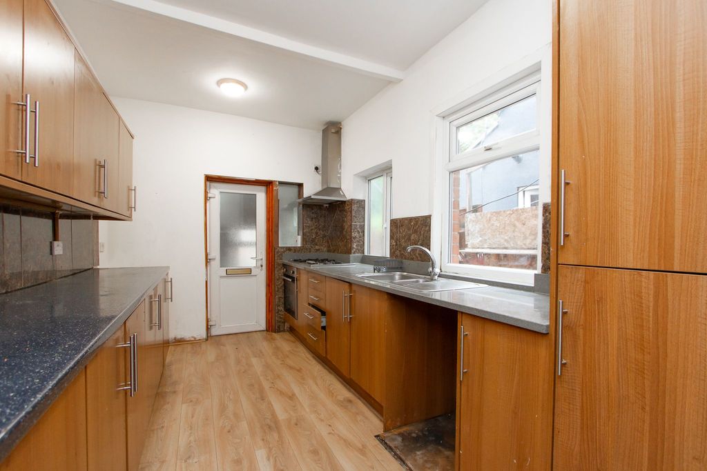 Property photo 2 of 13