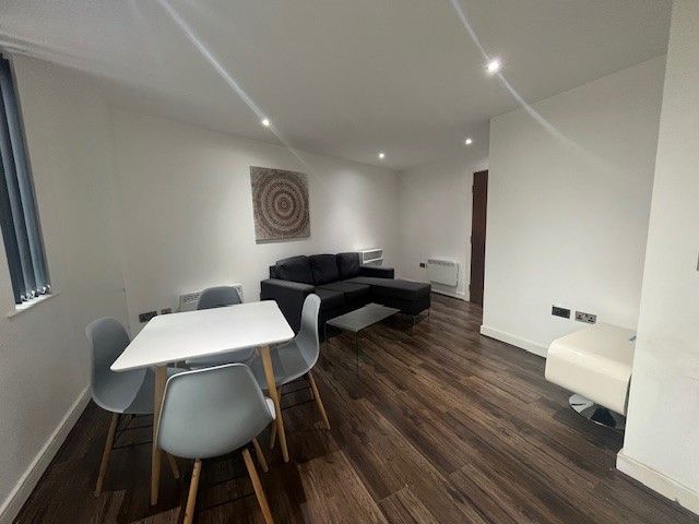 Property photo 3 of 8 2