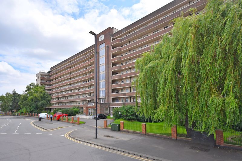 Property photo 2 of 14 External