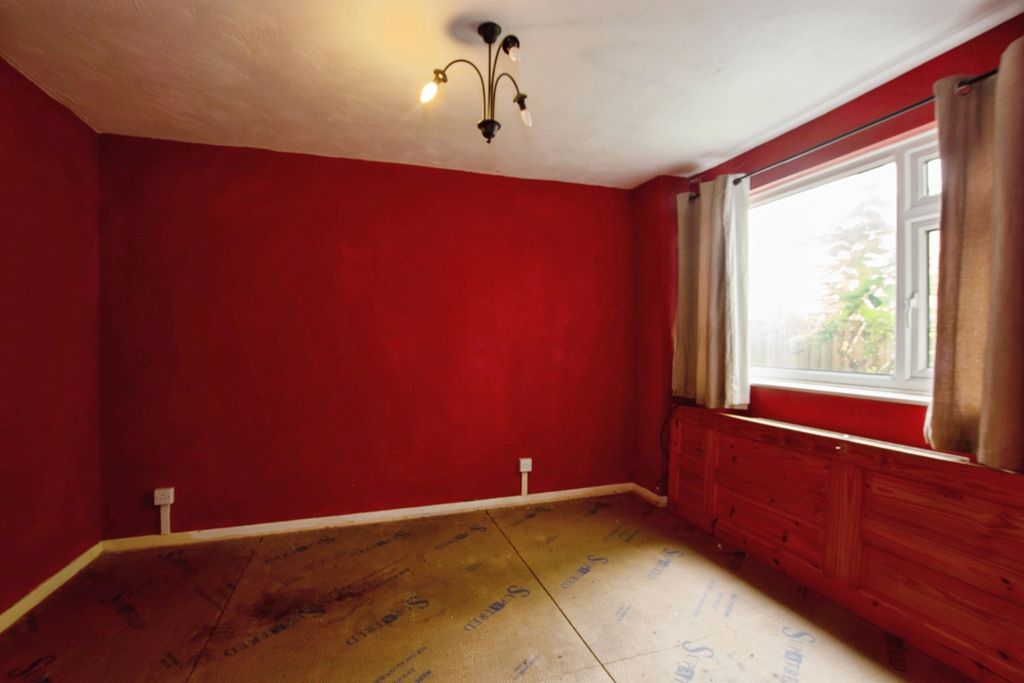 Property photo 2 of 13
