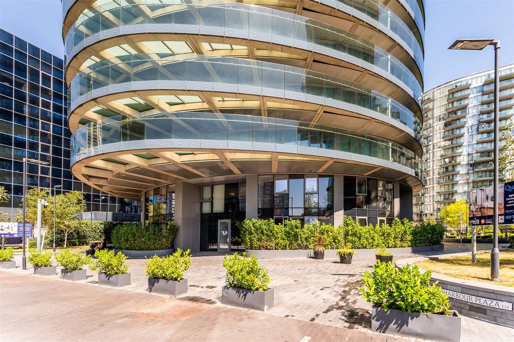 Property photo 1 of 36