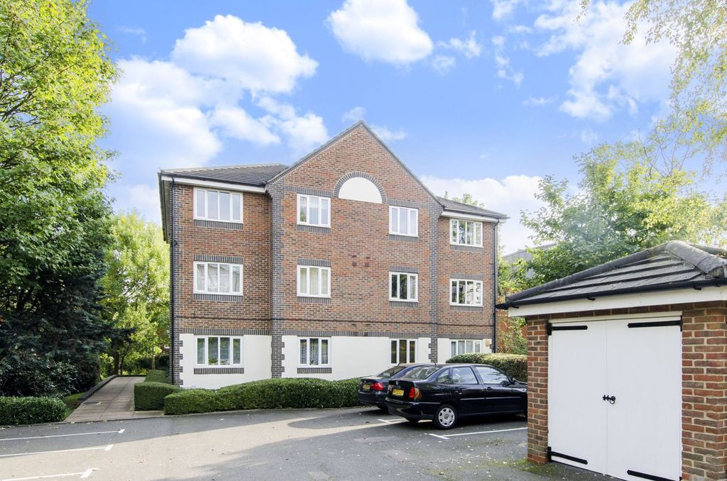 Property photo 1 of 7