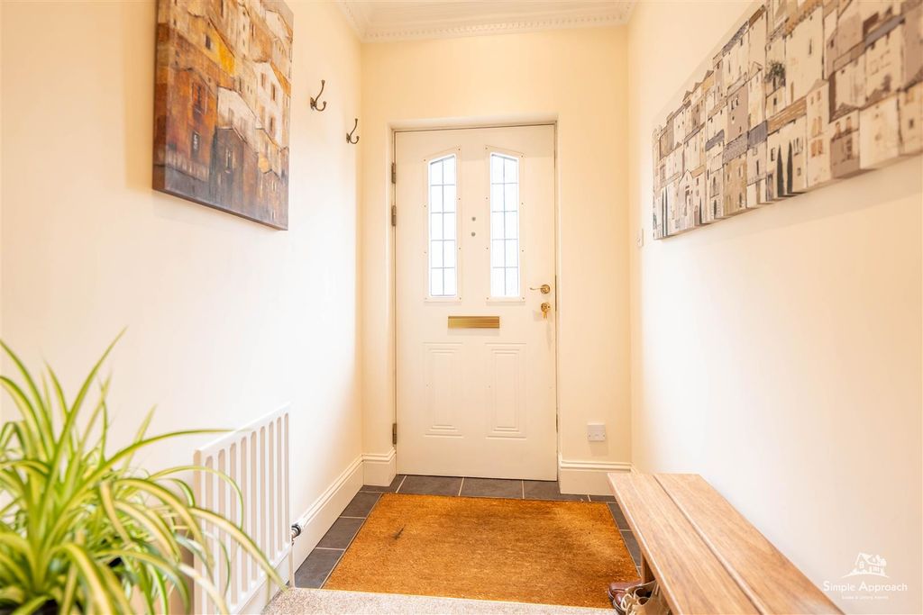 Additional image 7 of 4 bed property for saleRosslyn Avenue, Perth PH2
