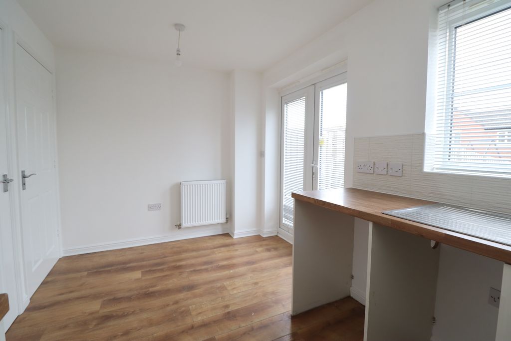 Property photo 3 of 10 Img_5222