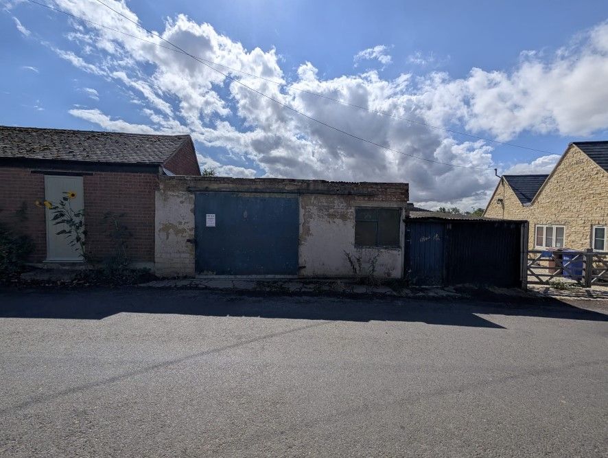 Property photo 1 of 8