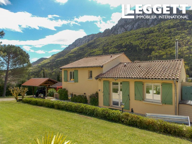 Property photo 1 of 10