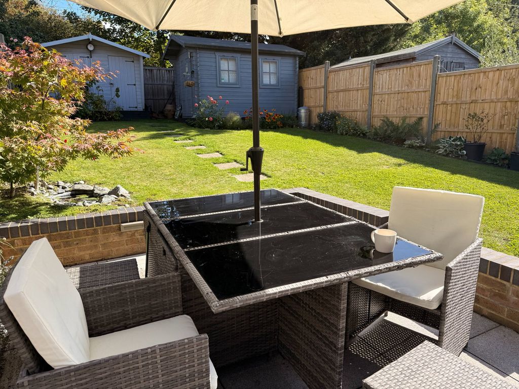 Property photo 3 of 27