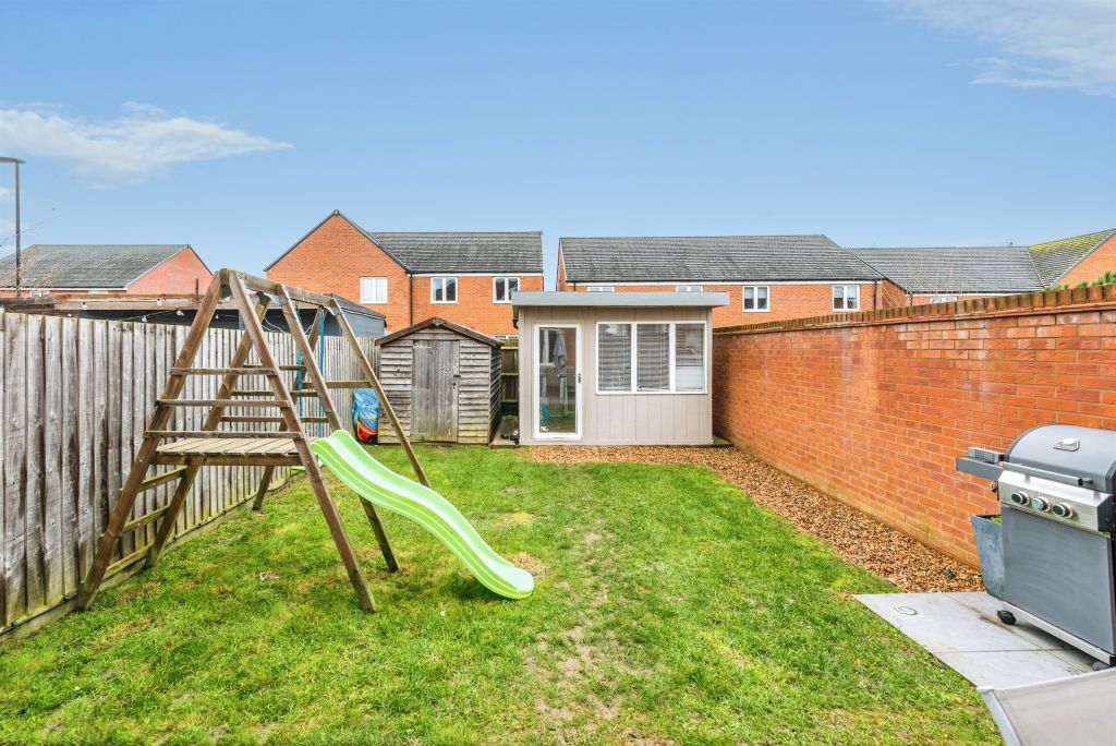 Property photo 3 of 14