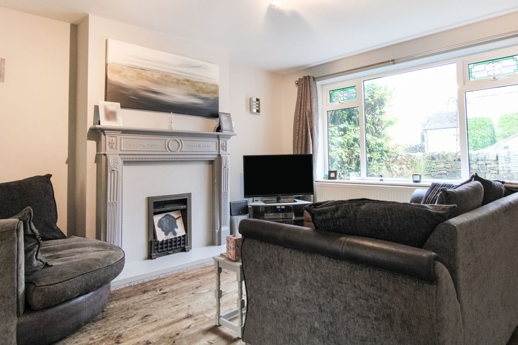 Property photo 3 of 15 Living Room