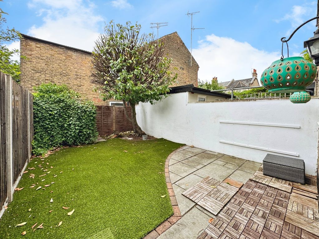 Property photo 3 of 10