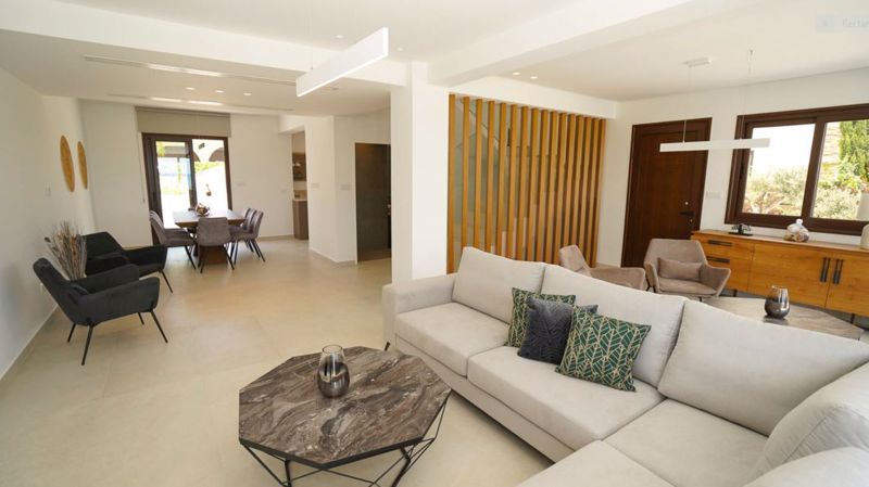 Property photo 3 of 24 Open Plan Living