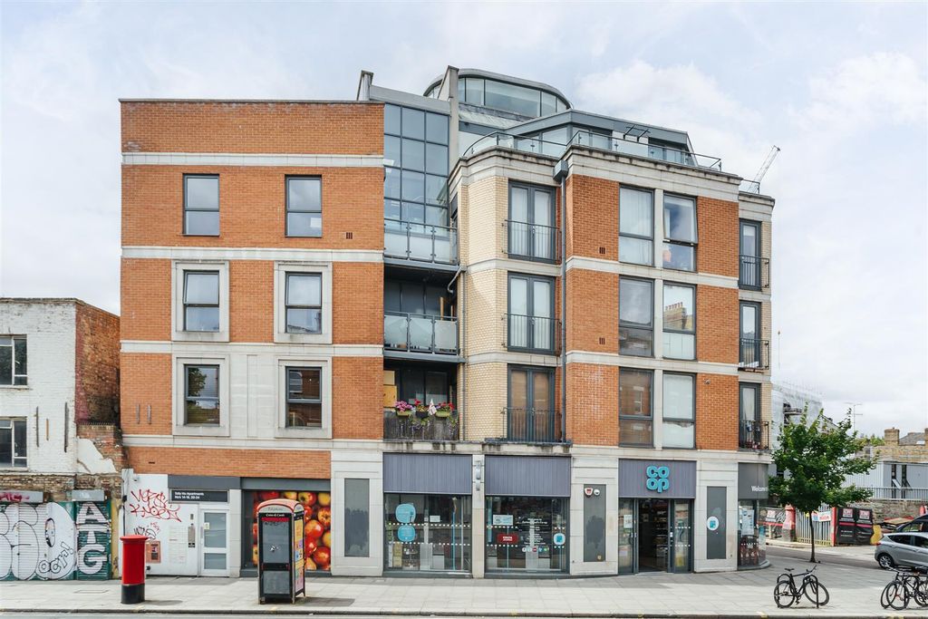 Property photo 1 of 9 Tally_Ho-01.Jpg